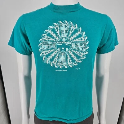 复古 20 世纪 80 年代单针 Hanes Beefy-T Hopi Sun Shield Teal T 恤 (XS/S) — 第 1/4 张图片