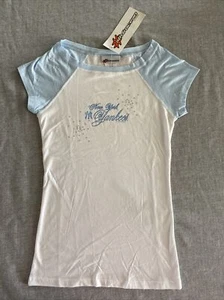 Camiseta de los Yankees de Nueva York Wide Scoop Juniors Pequeña Nueva con Etiquetas 5th & Ocean - Imagen 1 de 6