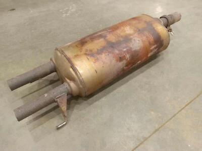 Silenciador de escape original Toyota Tundra 2009-2018 4,6 L 5,7 L pieza OEM 174200S022 Foto 1 de 4