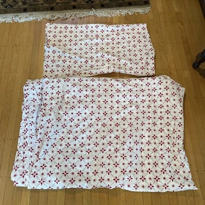 Ikea red /white geometric Duvet Cover Twin 60-83in with Pillow Case - Image 1 of 4