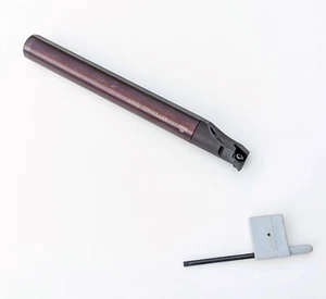 T08: 20,0 mm A20Q SDUCL-11 tornio CNC passante refrigerante barra alesatrice lunga 18 cm 7" - Foto 1 di 1