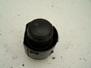 Seat Leon Headlight switch 1P2941431B (MK2 2005-2009) - Picture 1 of 4