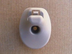 2001 Chrysler PT Cruiser Sun Visor Clip 1-Pc (Beige) - Picture 1 of 1