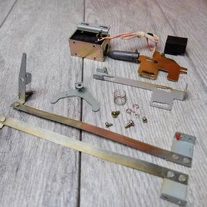 Fostex Modell 20 Rolle zu Rolle - Magnet & Rolle Bremsbaugruppe - Originalteile - Bild 1 von 9