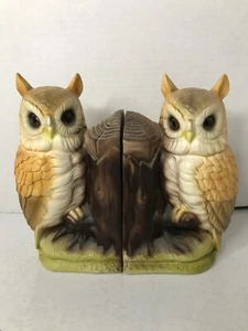 Vintage MCM Chalkware Owl Bookends Sitting on Tree Stump - Picture 1 of 8