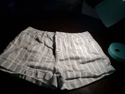 Forever 21 M Denim Womens Shorts Taupe Stripe Size 29  - Изображение 1 из 4