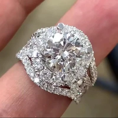 Anillo de circonita cúbica de moda enorme creado en laboratorio de 3,5 quilates de aniversario de boda talla 8. Foto 1 de 4