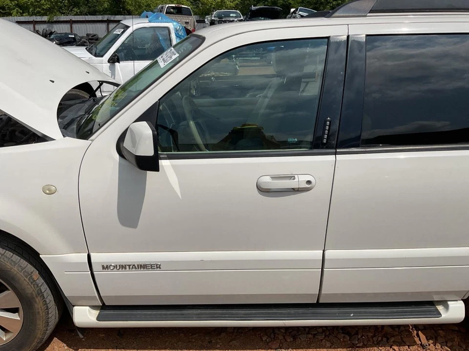 Driver Left Front Door Electric Fits 06-10 MOUNTAINEER 2079325 Foto 1 de 1