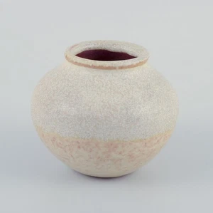 Nils Thorsson for Royal Copenhagen. Miniature vase of stoneware. Eggshell glaze. - Picture 1 of 7