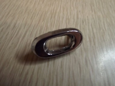 O Letter Emblem 1967 Ford Custom/Galaxie/LTD Convertible Fastback Wagon Police Foto 1 de 4