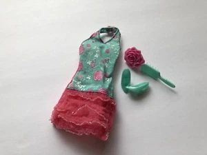 Barbie Doll Clothes And Accessories Lot-Y3 Pretty Flowers Happy Birthday - Picture 1 of 4
