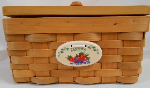 Recipe Holder Basket Berries Tie-On  Plaque 7 x 4 inch with Lid Cover