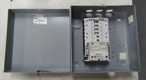 💥GE 460XE1B CONTACTOR DE ILUMINACIÓN CERRADO CON BASE DE CONTACTOR CR460B 120 VAC - Imagen 1 de 10