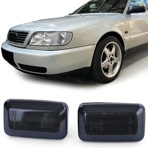 Frecce laterali LED nere fumè adatte per Audi 80 B4 90 100 200 V8 A6 C4 - Foto 1 di 9