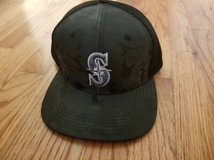 Sombrero de apreciación militar Seattle Mariners SGA 2022 Boeing camuflaje negro MLB gorra 1 - Imagen 1 de 3