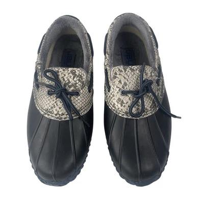 Zapatos de goma listos para el clima JBU by Jambu para mujer Gwen negros con patrón de piel de serpiente 8 M Foto 1 de 4