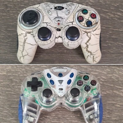 Intec and DreamGear iGlow PS2 PlayStation 2 Wireless Clear Controllers No Dongle - Image 1 of 4