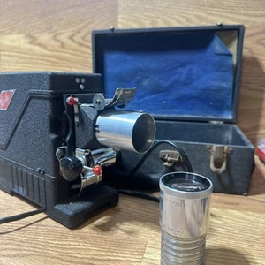 Viewlex AP-5 Slide Projector With Carrying Case and Slide Carrier Vintage - Picture 1 of 7
