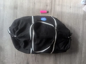 Rare Facebook Meta Duffel Canvas Bag, Employee Gift Not For Sale Elsewhere - Picture 1 of 4
