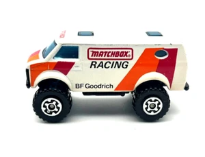 Matchbox Superfast No 68 Chevrolet Van USA 1 MIB Lesney Base Made in England - Picture 1 of 5