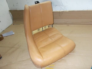 ASTON MARTIN RAPIDE DRIVERS OFFSIDE RIGHT REAR SEAT BASE - SAHARA TAN - Picture 1 of 4