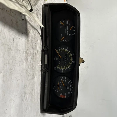 Speedometer MERCEDES BENZ 190E 87-93 R3 - Imagem 1 de 4