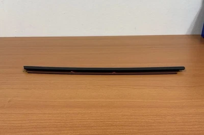 Sello delantero derecho Acura MDX 2022-2025 73810TYAA01 NUEVO OEM  Foto 1 de 4