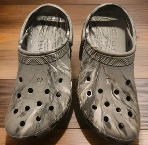 Crocs Classic Marbled Light Gray Slingback Clog Shoes Men's 11 Read - Picture 1 of 6