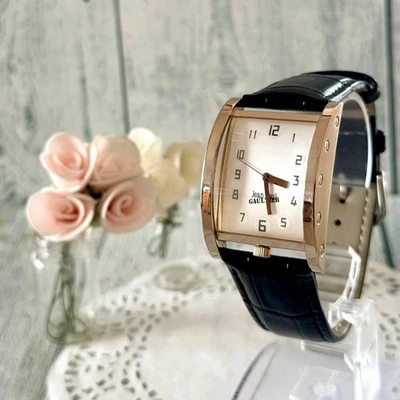 Редкие часы Jean Paul Gaultier квадратный стиль PG белый рабочий 2,8 см очищенный Японии - Изображение 1 из 4