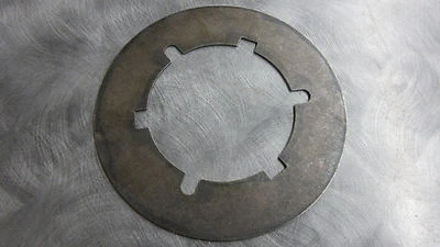 JOHN DEERE T15793 PLACA, ACCIONADA 350, 350B, 350C, 350D ORUGAS Topadora y cargadora Foto 1 de 2