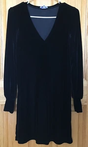 1. State Velvet Knee Length Black V Neck Bishop Sleeve Women's XS Formal Dress - Picture 1 of 8
