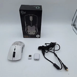 Glorious Model O Wireless Gaming Mouse, 69g, RGB - Matte White [GLO-MS-OW-MW] - Picture 1 of 8