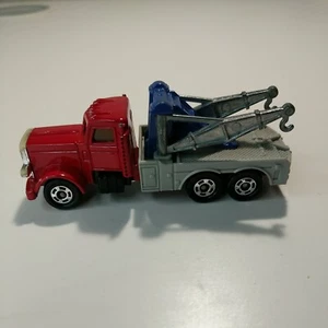 TOMY Tomica 1 Loose Truck No. F63 American Truck Red & Gray Tow Truck - Picture 1 of 6