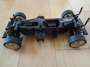 Optioned Tamiya TL01 - Picture 1 of 7