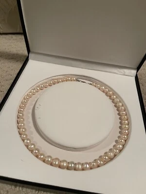 VINTAGE CREAM GENUINE FRESH WATER PEARL 17” NECKLACE: New Without Tags, NIB - Image 1 of 4