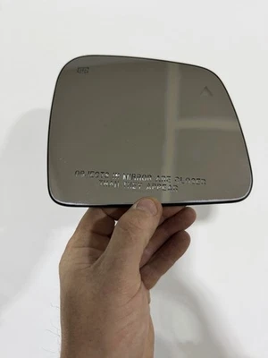 Jeep Grand Cherokee Dodge Durango 2011-2019 espejo retrovisor derecho vidrio atenuación automática punto ciego Foto 1 de 4