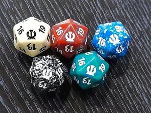 (Life Counter) MTG, Theros, Spindown D20 dice each one (5 dice in total) - Picture 1 of 1