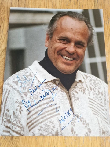 Philip Madoc  authentic hand signed autograph signature photo Cover