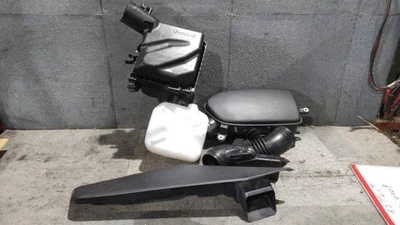 SUBARU Impreza 2011 DBA-GH7 Air Cleaner Assembly 46052AG000 [Used] [PA87155126] - Изображение 1 из 4