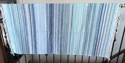 Company Store Manta de dominó aqua azul blanco rayas flecos playa costera Foto 1 de 4