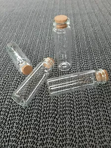 Glasröhrchen mit Korkdeckel 4 Stück ca. 2 x 7,5, cm - Bild 1 von 1