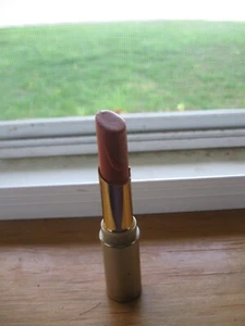 L’Oréal Endless Lipstick 445 Crystallized Coral Discontinued - Bild 1 von 4