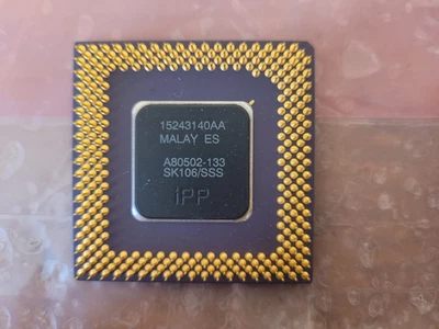 Vintage Intel Pentium A80502-133 CPU Clock/133 MHz  Socket 7 Desktop Processor - Image 1 of 4