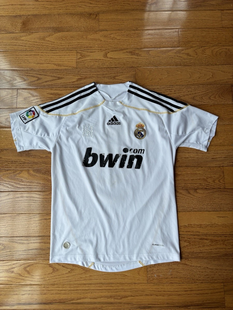 adidas Cristiano Ronaldo Size L International Club Soccer adidas Cristiano Ronaldo Size L International Club Soccer