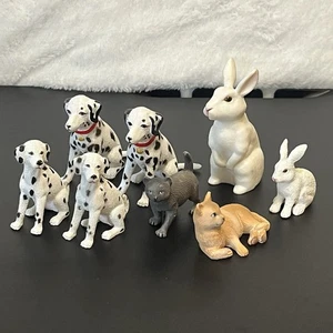 8 Stück Terra Battat Tierfiguren Hase Häschen Dalmatiner Hunde Katze Kätzchen - Bild 1 von 12