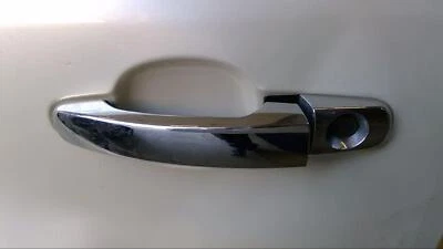 Used Front Left Exterior Door Handle fits: 2015 Buick Enclave front chrome Front — 第 1/4 张图片