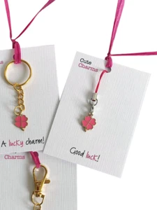 Cute charms! CLOVER phone charm, gift card with various slogans, personalise. - Zdjęcie 1 z 24