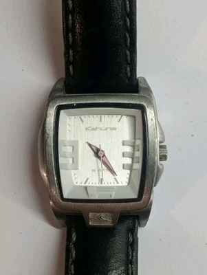 Reloj Kahuna Mujer Funciona Batería En Estado Usado Correa Marcas Foto 1 de 4