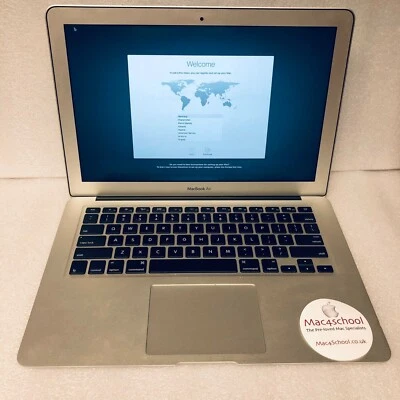 Apple MacBook Air 13''  1.8GHz Core i7 4GB 256 SSD Great Deal Free Delivery - Image 1 of 4