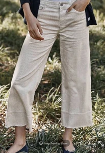 NWT J.Jill Full-Leg Crops Cream Textured Stripe High-Rise Jeans Pants Size 10 - Picture 1 of 9